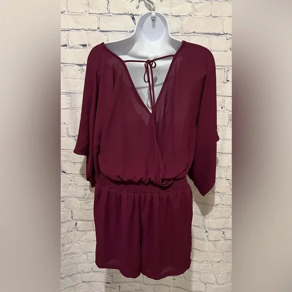 White House Black Market WHBM plum Shorts Romper size 0 - Picture 2 of 6